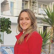 Profesora de infantil, capacitada para dar clases en los cursos de primaria.